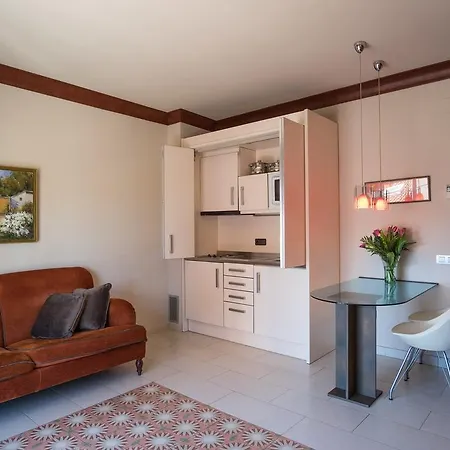Apartaments Sant Jordi Lejlighed